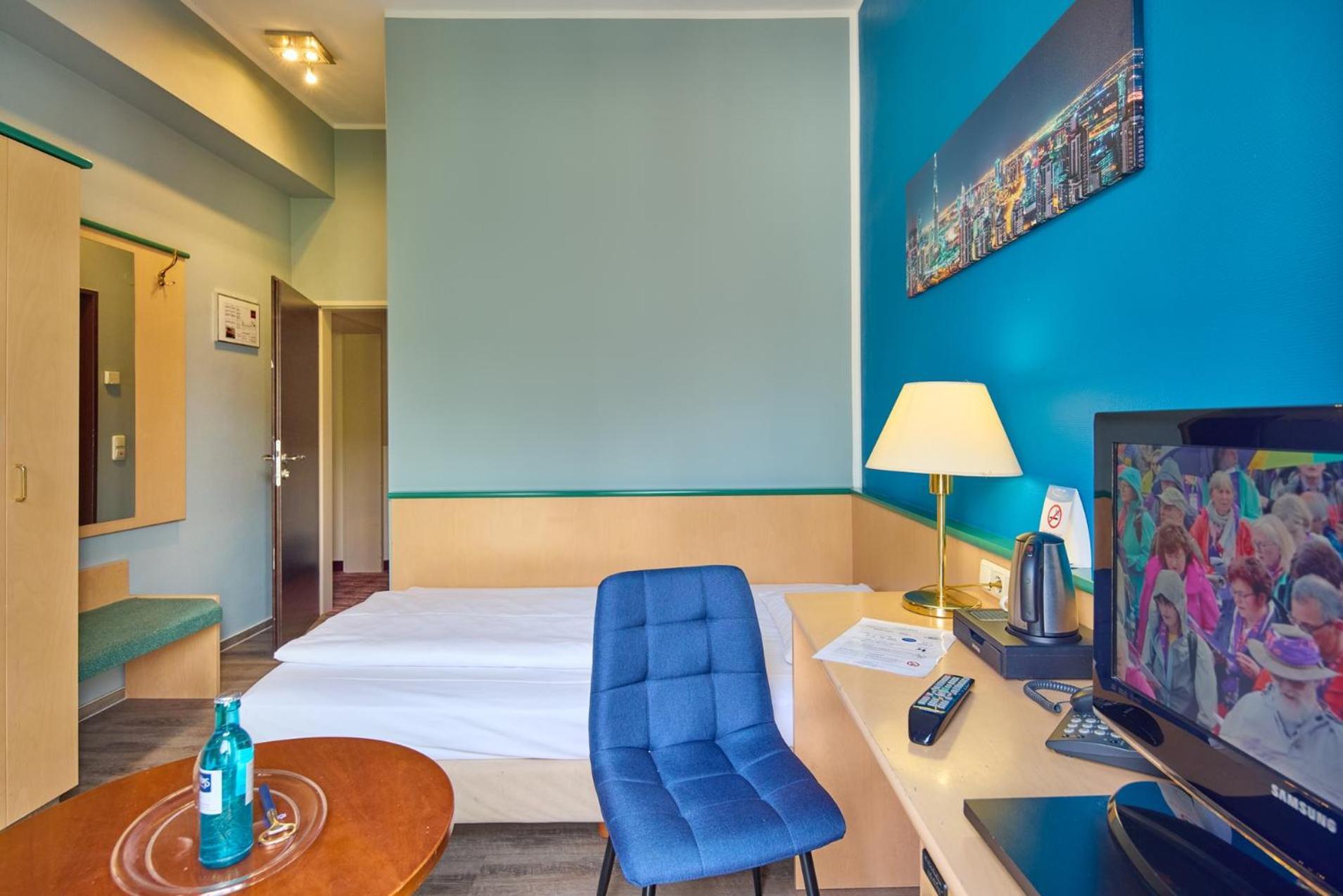 Trip Inn Posthotel Dueren Хаймбах Экстерьер фото